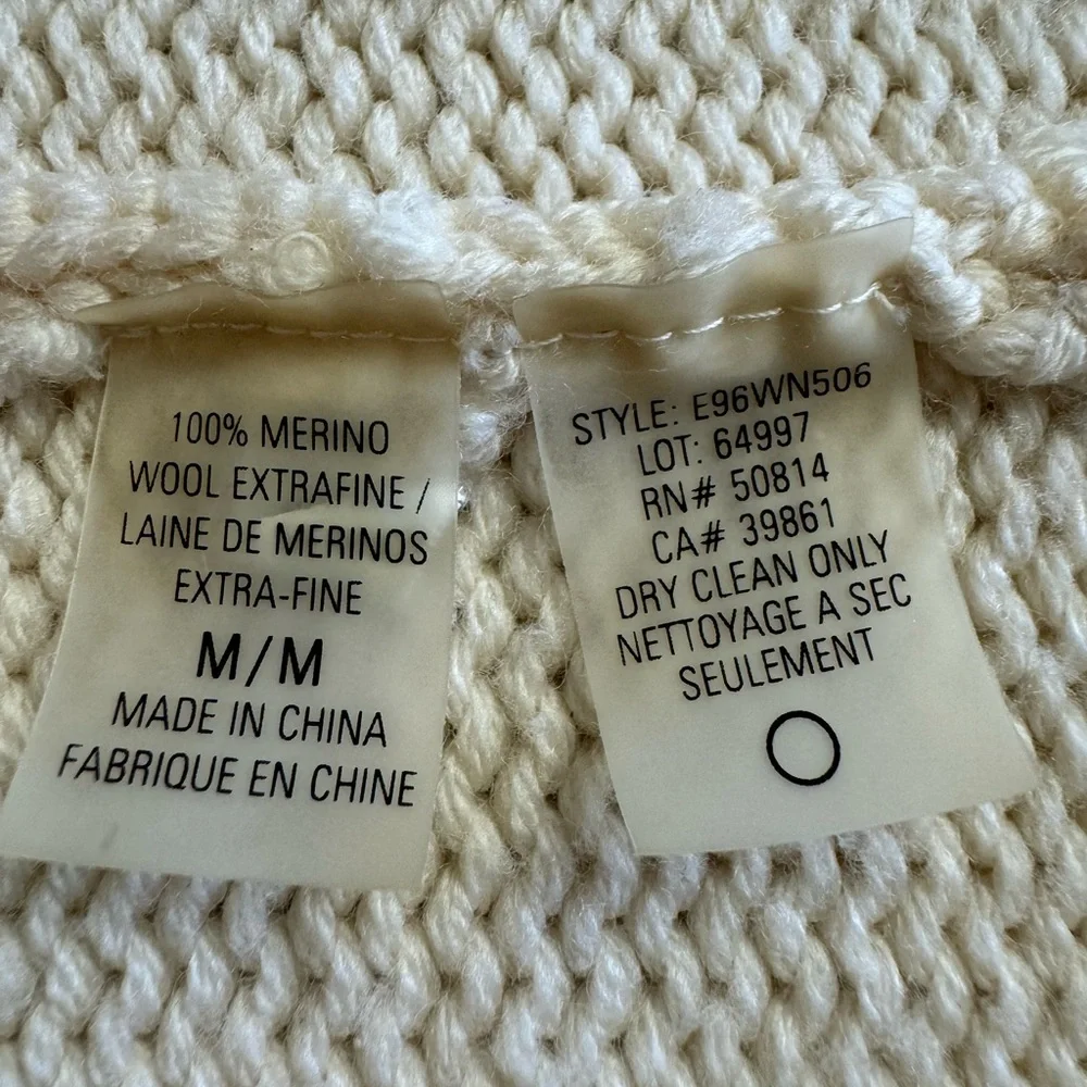 Elie Tahari 100% Merino Wool Luxurious heavy warm cream sweater duster Size M - Picture 6 of 7